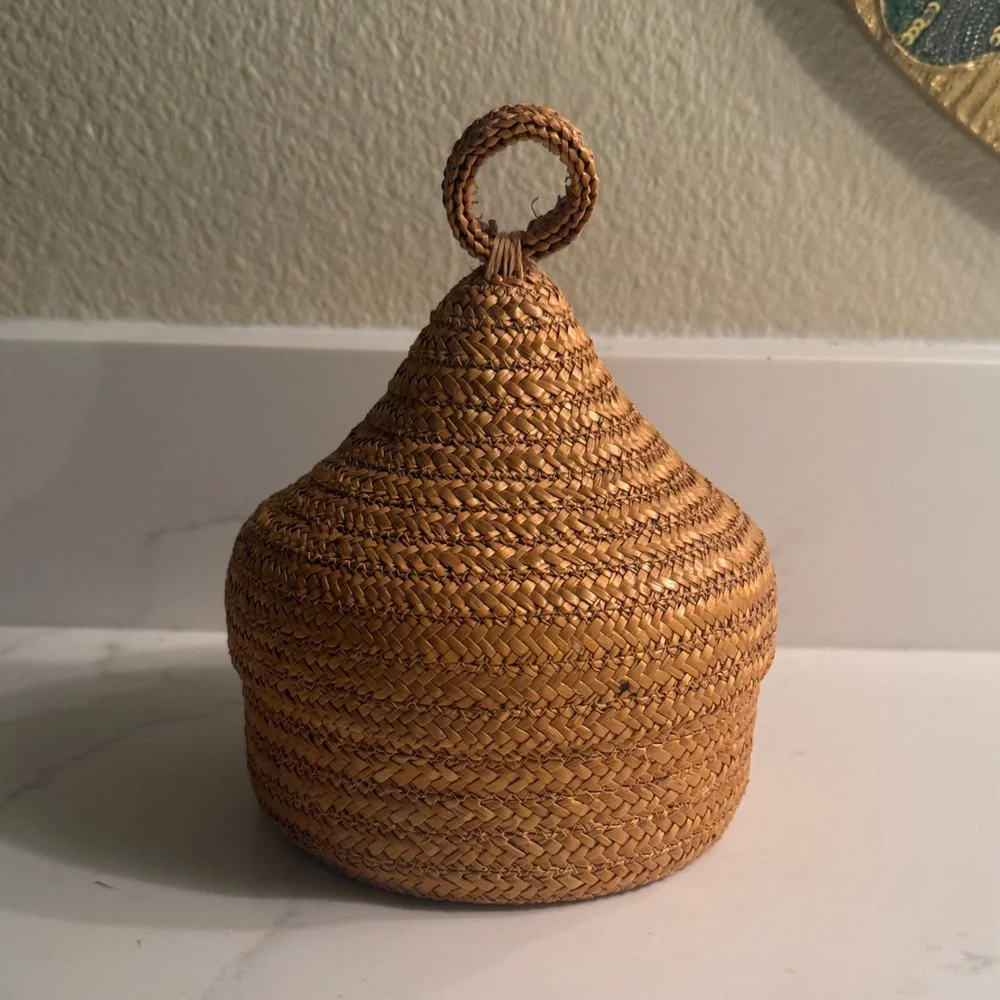 Vintage Woven Raffia  Lidded Box Made in Italy